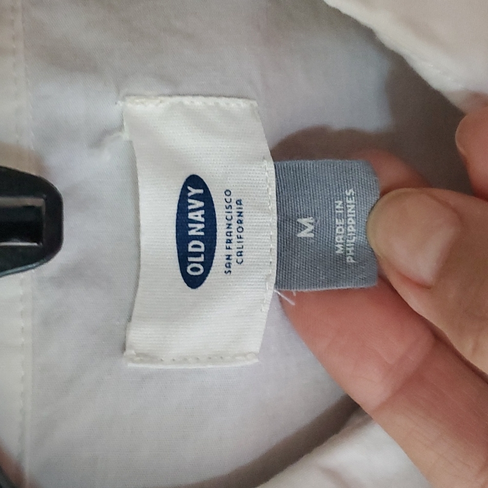 Classic oversized white button-down shirt - Picture 2 of 4